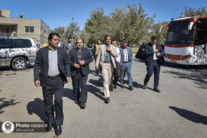 بازدید کارکنان آستان قدس رضوی از منطقه آزاد اقتصادی سرخس
