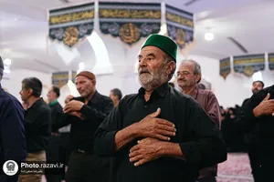 اجرای نیت موقوفه مهدی قلی خان قرایی در حرم مطهر رضوی