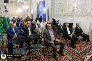 تشرف مهمانان شرکت کننده در اجلاس بین&zwnj;المللی زبان فارسی به حرم مطهر رضوی