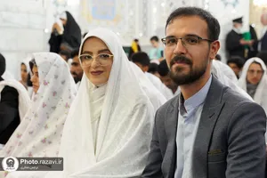 تشرف زوج&zwnj;های جوان به حرم مطهر رضوی