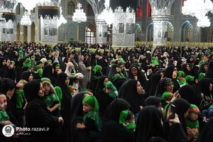 آیین معنوی &laquo;شیرخوارگان حسینی&raquo; در حرم مطهر رضوی