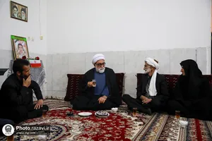 حضور تولیت آستان قدس رضوی در منزل شهید رضا رضوانی