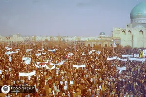 حرم مطهر رضوی؛ کانون انقلاب در مشهد-1