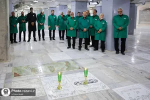 غبارروبی مزار شهدای عاشورایی حرم مطهر رضوی