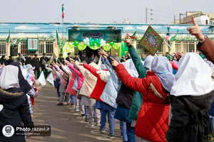 توزیع صبحانه در مدارس حاشیه شهر مشهد