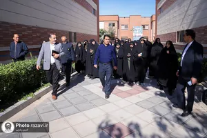 بازدید کارکنان آستان قدس رضوی از زائرسرای رضوی
