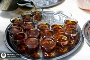 تشرف و خدمت چهره های فوتبالی در حرم مطهر رضوی