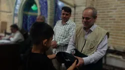 اهدای ۲۰۰ بسته «مهر رضوی» به دانش‌آموزان زنجانی