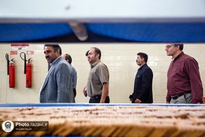 بازدید کارکنان آستان قدس رضوی از شرکت صنایع غذایی رضوی