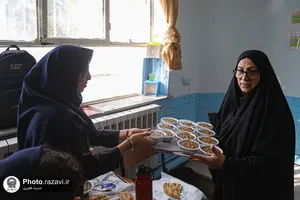 حضور خدام حرم مطهر رضوی در دبیرستان دخترانه فرهنگیان مشهد
