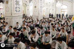 اذن خدمت خادمیاران نوجوان رضوی در حرم مطهر رضوی