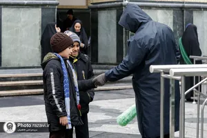 حضور جمعی از خانواده شهدای مدافع حرم در چایخانه حضرت