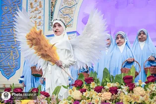 دختران خورشید برای عرض ارادت به امام مهربانی‌ها به حرم مطهر رضوی آمدند