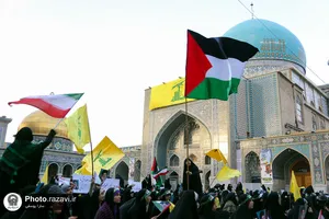 اجتماع دختران دهه هشتادی در حرم مطهر رضوی