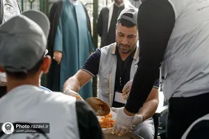 بازدید معاون بین الملل آستان قدس رضوی از موکب اهالی بصره