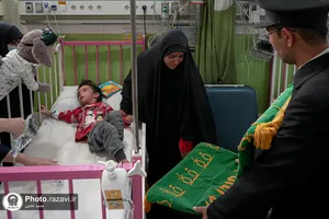 عیادت از بیماران بیمارستان اکبربه مناسبت روز جهانی کودک