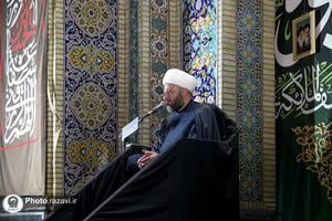 عزاداری زائران عرب زبان در حرم مطهر رضوی