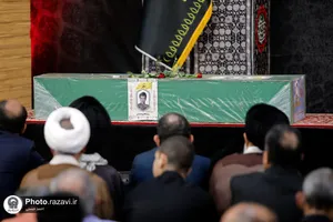 تشییع پیکر شهید سیدهاشم حسینی در حرم مطهر رضوی
