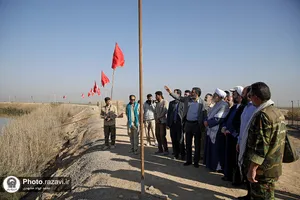 حضور تولیت آستان قدس رضوی در مناطق عملیاتی هشت سال دفاع مقدس