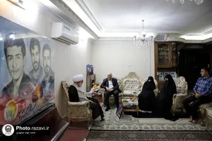 دیدار تولیت آستان قدس رضوی با خانواده معظم شهدا