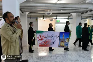 غبارروبی مزار شهدای مدفون در حرم مطهر رضوی