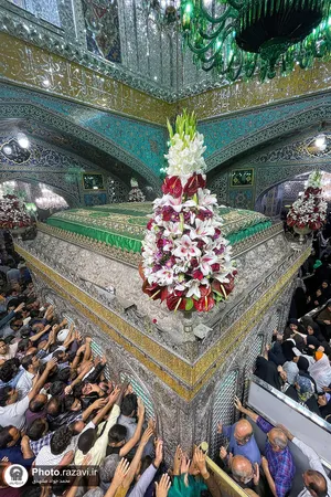 آیین تعویض پرچم گنبد و پوش ضریح مطهر حضرت رضا علیه&zwnj;السلام به مناسبت حلول ماه ربیع&zwnj;الاول