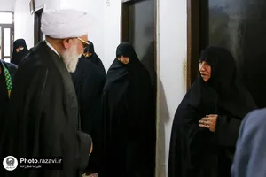 دیدار تولیت آستان قدس رضوی با خانواده شهدای حملات تروریستی رژیم صهیونیستی-2