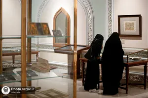 تشرف دانشجویان دانشکده روابط بین&zwnj;الملل وزارت امور خارجه به حرم مطهر رضوی