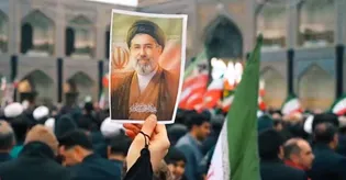 بیعت برای ایران امام رضا (ع) از قلب حرم مطهر رضوی با رهبر معظم انقلاب اسلامی