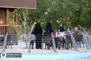 مهمانی افطاری در باغ خاتون آستان قدس رضوی