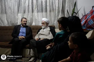 آزادی محکوم مالی با مساعدت تولیت آستان قدس رضوی/ تقبل بدهی 632 زندانی توسط آستان حضرت رضا(ع)