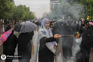 گلباران حرم مطهر رضوی در شب میلاد حضرت معصومه سلام الله علیها