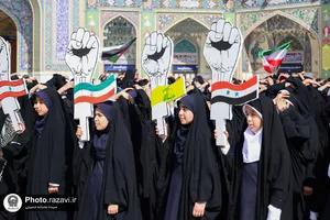اجتماع دانش آموزان مشهدی در حمایت از کودکان غزه