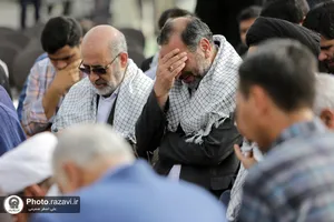 غبارروبی مزار شهید گمنام زائرشهر رضوی