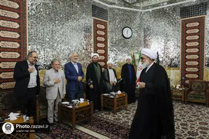 دیدار جمعی از نویسندگان با تولیت آستان قدس رضوی