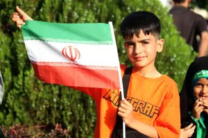 خادمیاران رضوی اراک در مهمونی کیلومتری غدیر پذیرای عاشقان حیدر کرار/ گزارش تصویری و ویدئویی