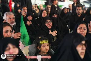 عزاداری شب تاسوعای حسینی در اجتماع مردمی میدان جانباز مشهد