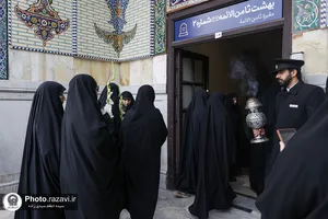 آیین غبارروبی مزار شهدای مدفون در حرم مطهر رضوی-1