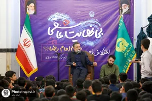 اعتکاف پسران نوجوان در حرم مطهر رضوی