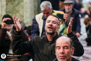 اجتماع مردمی &laquo;بیعت با نصرالله&raquo; در حرم مطهر رضوی
