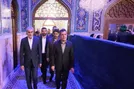 تشرف معاون رئیس جمهور و اعضای بنیاد ملی نخبگان به حرم مطهر رضوی