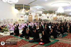 نشست قرآنی دخترانه در حرم مطهر رضوی