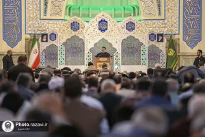 قرائت دعای کمیل با نوای سعید حدادیان در حرم مطهر رضوی