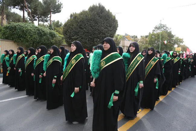 طلایه داری گردان‌های خادمیاران رضوی در رزمایش اقتدار «جان‌فدایان اصفهان» + تصاویر