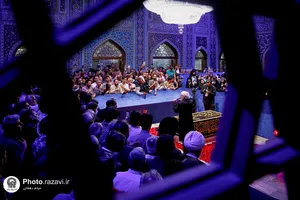 غبارروبی مزار شهدای مدفون در حرم مطهر رضوی