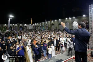 مراسم عزاداری زائران عرب زبان در حرم مطهر رضوی