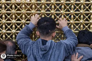 تشرف گروه 205 نفره کوتاه قامتان سراسر کشور به بارگاه منور رضوی
