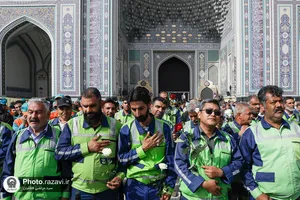 آیین اذن خدمت خادمین شهری در دهه کرامت