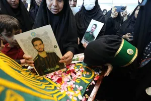 آغاز جشن های زیر سایه خورشید در هرمزگان با حضور خدام حرم امام رضا علیه السلام / گزارش تصویری