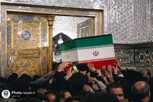 طواف پیکر رهبر شهید